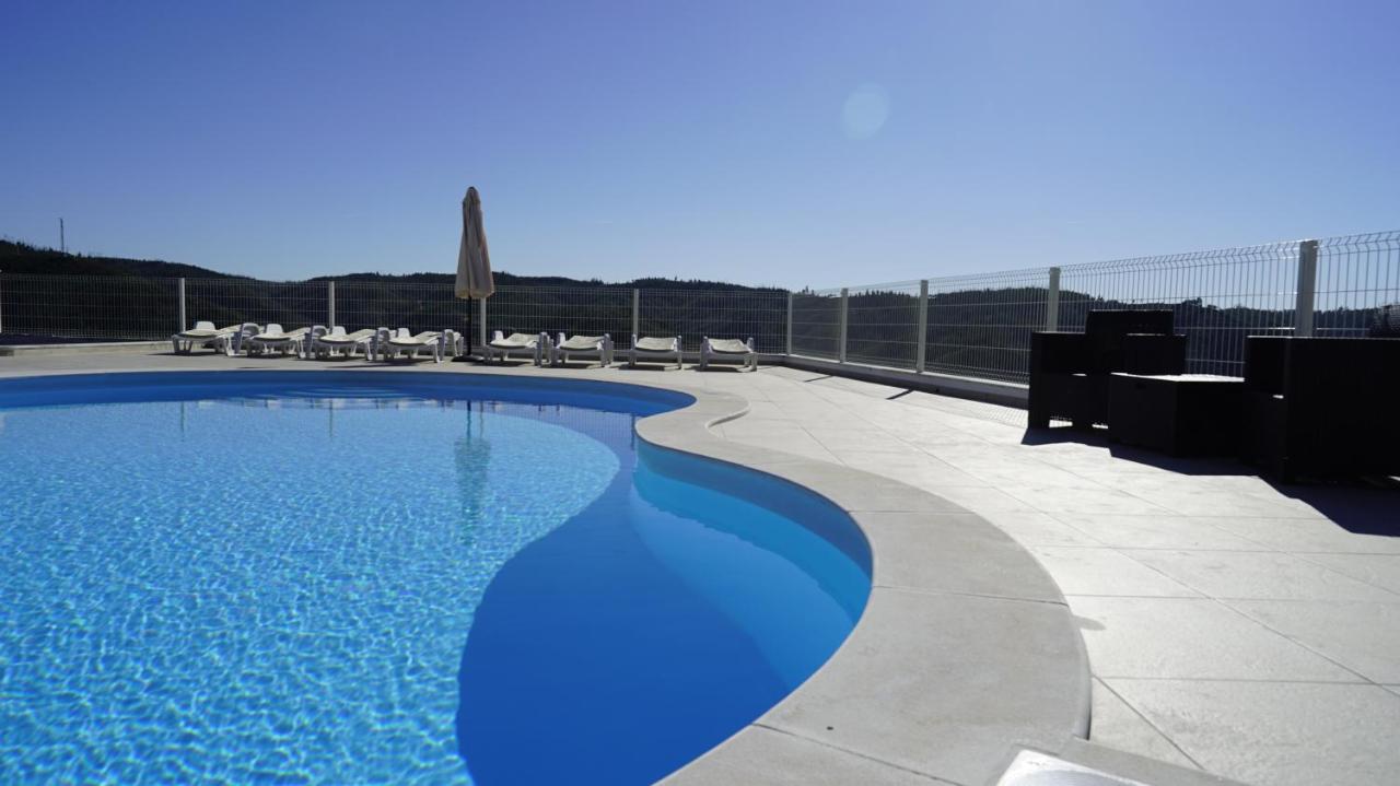 Lago Azul Villas Ferreira do Zêzere Exteriör bild