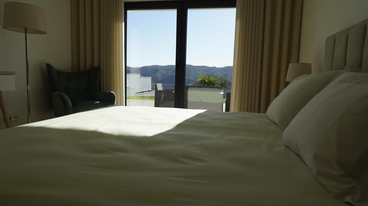 Lago Azul Villas Ferreira do Zêzere Exteriör bild