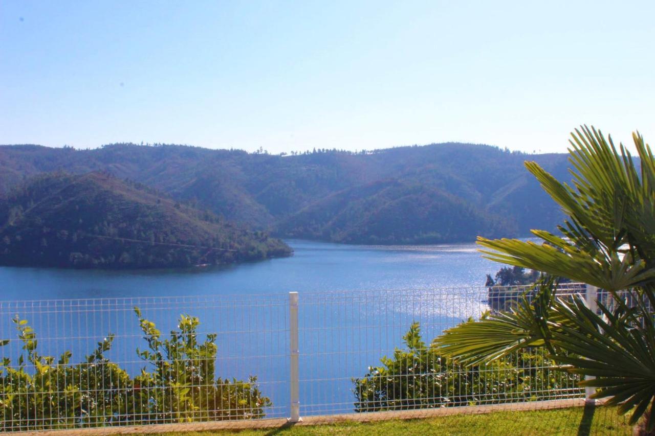 Lago Azul Villas Ferreira do Zêzere Exteriör bild