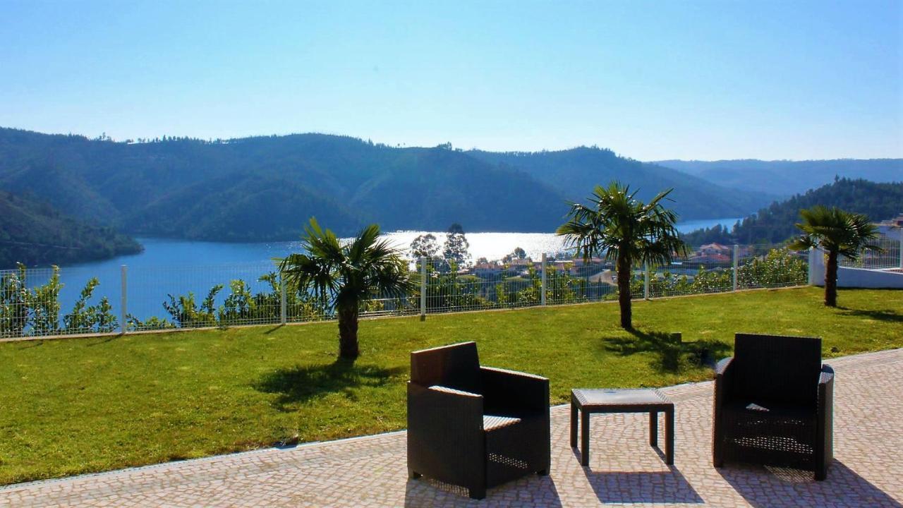Lago Azul Villas Ferreira do Zêzere Exteriör bild