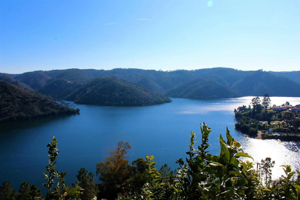 Lago Azul Villas Ferreira do Zêzere Exteriör bild