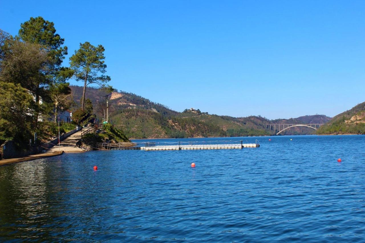 Lago Azul Villas Ferreira do Zêzere Exteriör bild