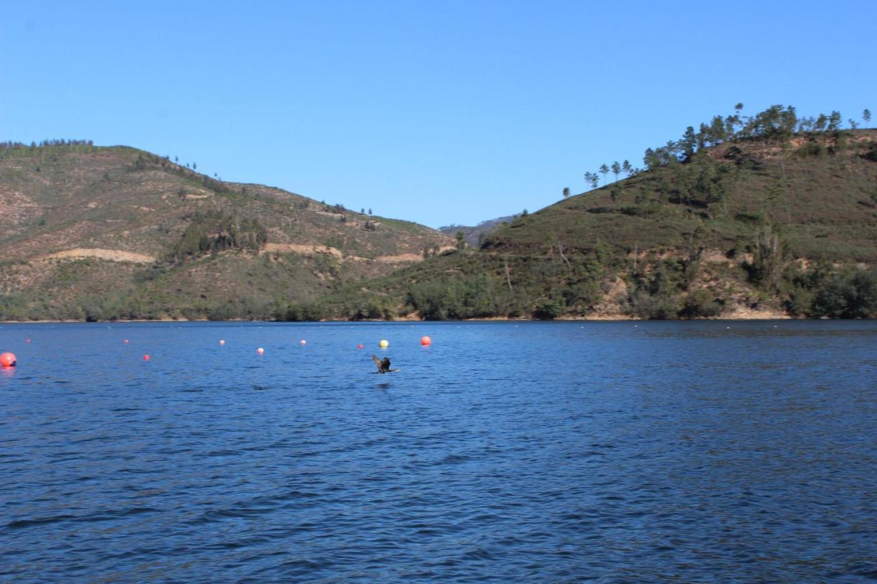 Lago Azul Villas Ferreira do Zêzere Exteriör bild